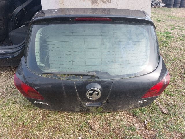 bontott OPEL ASTRA J Csomagtérajtó (Részeivel)