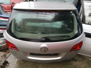 bontott OPEL ASTRA J Csomagtérajtó (Részeivel)