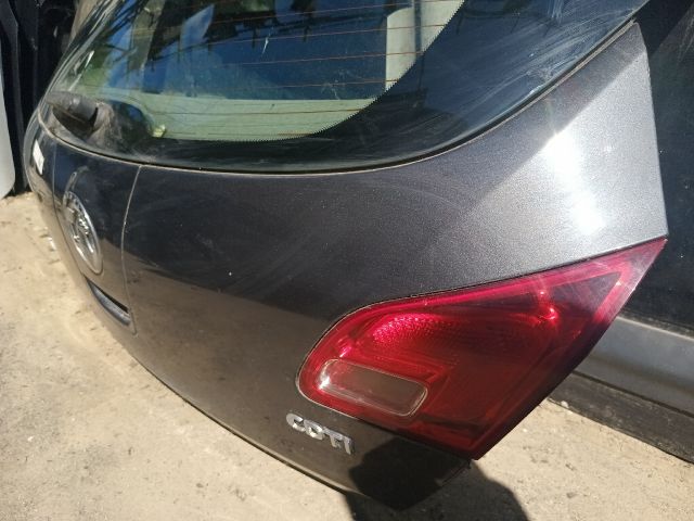 bontott OPEL ASTRA J Csomagtérajtó (Részeivel)