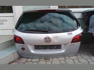 bontott OPEL ASTRA J Csomagtérajtó (Részeivel)