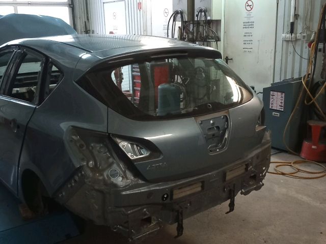 bontott OPEL ASTRA J Csomagtérajtó (Üres lemez)