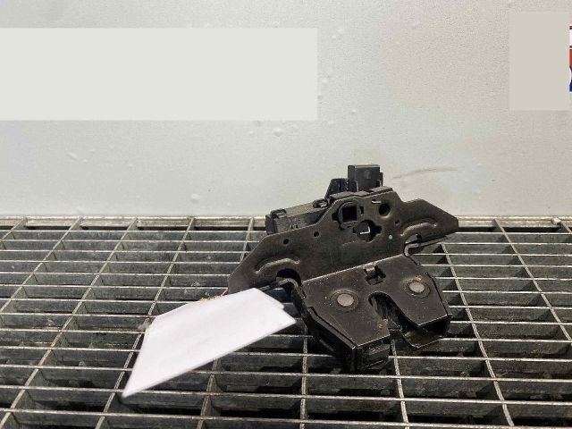 bontott OPEL ASTRA J Csomagtérajtó Ütköző