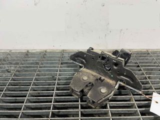 bontott OPEL ASTRA J Csomagtérajtó Ütköző