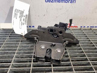 bontott OPEL ASTRA J Csomagtérajtó Ütköző