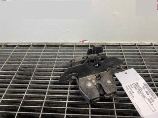 bontott OPEL ASTRA J Csomagtérajtó Ütköző