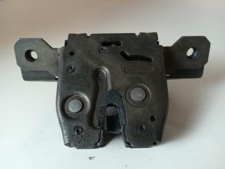 bontott OPEL ASTRA J Csomagtérajtó Ütköző