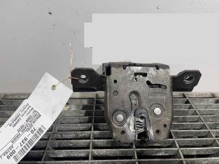 bontott OPEL ASTRA J Csomagtérajtó Ütköző