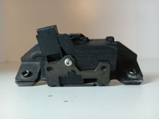 bontott OPEL ASTRA J Csomagtérajtó Zárszerkezet