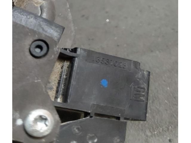 bontott OPEL ASTRA J Csomagtérajtó Zárszerkezet