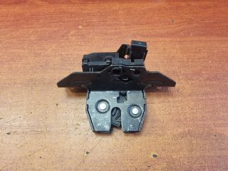 bontott OPEL ASTRA J Csomagtérajtó Zárszerkezet