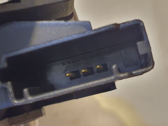 bontott OPEL ASTRA J Csomagtérajtó Zárszerkezet