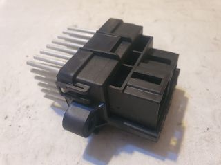 bontott OPEL ASTRA J Előtét Ellenállás Fűtőmotor