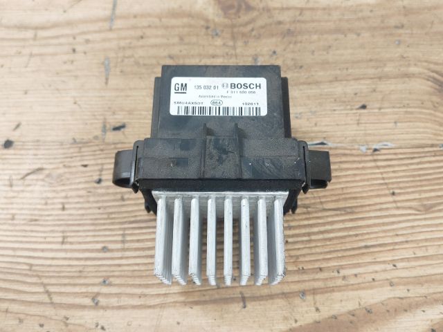 bontott OPEL ASTRA J Előtét Ellenállás Fűtőmotor