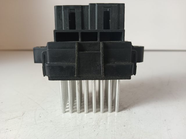 bontott OPEL ASTRA J Előtét Ellenállás Fűtőmotor