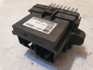 bontott OPEL ASTRA J Előtét Ellenállás Fűtőmotor