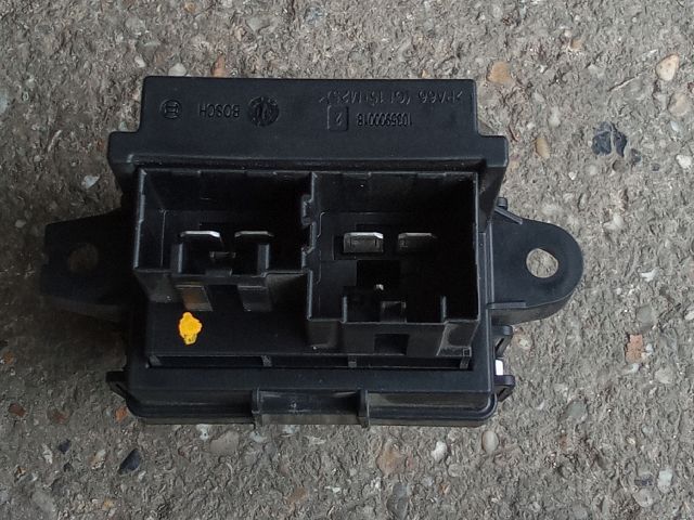 bontott OPEL ASTRA J Előtét Ellenállás Fűtőmotor