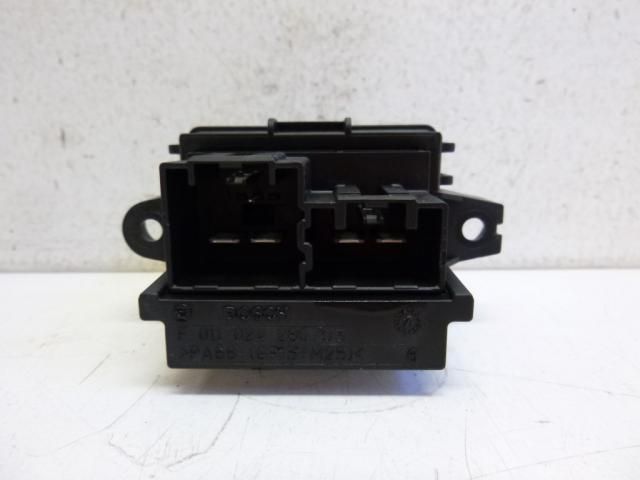 bontott OPEL ASTRA J Előtét Ellenállás Fűtőmotor