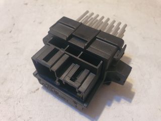 bontott OPEL ASTRA J Előtét Ellenállás Fűtőmotor