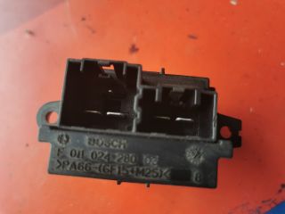 bontott OPEL ASTRA J Előtét Ellenállás Fűtőmotor