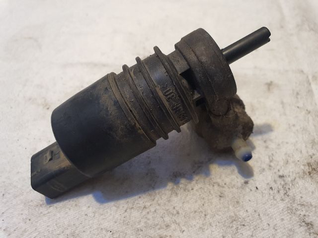 bontott OPEL ASTRA J Első Ablakmosó Szivattyú