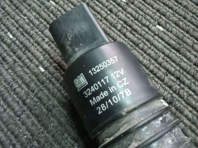 bontott OPEL ASTRA J Első Ablakmosó Szivattyú