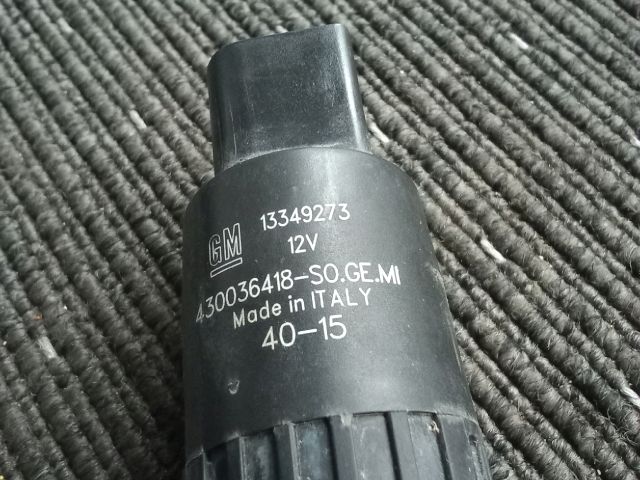 bontott OPEL ASTRA J Első Ablakmosó Szivattyú