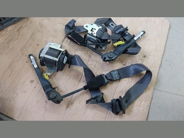 bontott OPEL ASTRA J Első Biztonsági Öv Pár (Feszítővel)