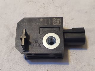 bontott OPEL ASTRA J Első Középső Ütközés Érzékelő (Homlokfalon)