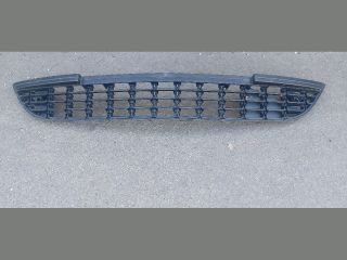 bontott OPEL ASTRA J Első Lökhárító Alsó Középső Díszrács