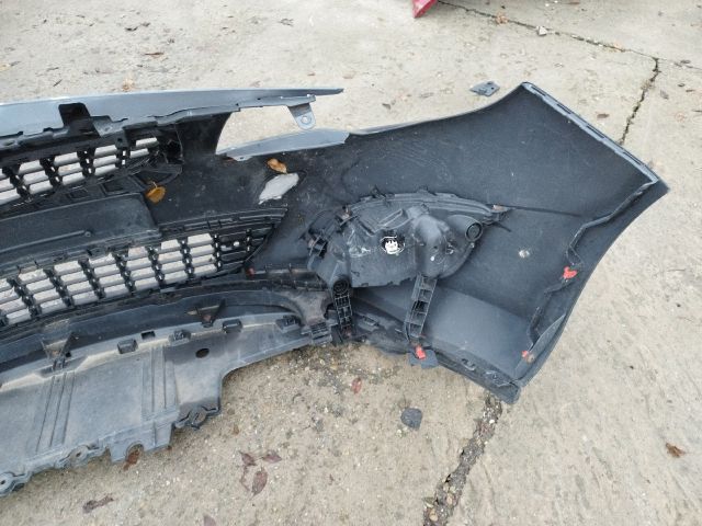 bontott OPEL ASTRA J Első Lökhárító (Részeivel)