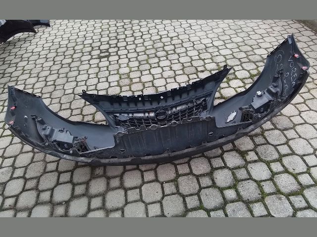 bontott OPEL ASTRA J Első Lökhárító (Részeivel)