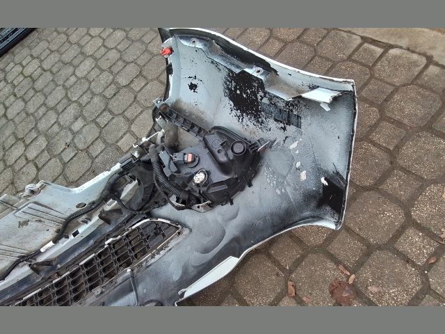 bontott OPEL ASTRA J Első Lökhárító (Részeivel)