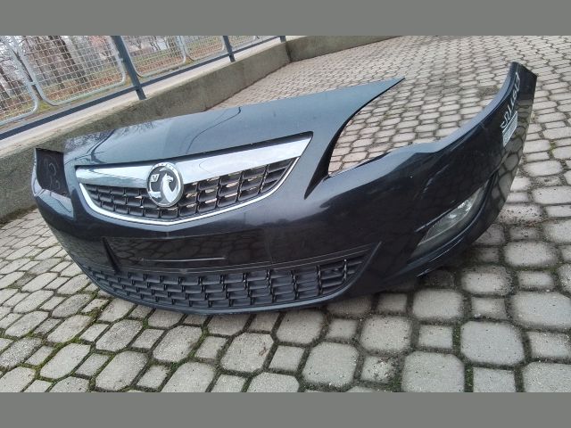 bontott OPEL ASTRA J Első Lökhárító (Részeivel)