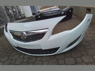 bontott OPEL ASTRA J Első Lökhárító (Részeivel)