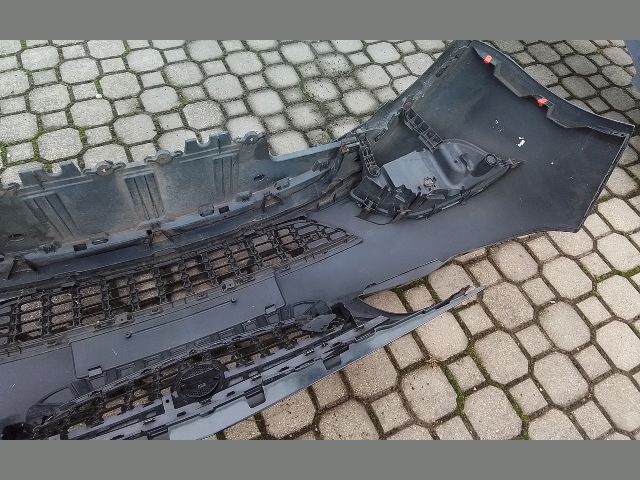 bontott OPEL ASTRA J Első Lökhárító (Részeivel)