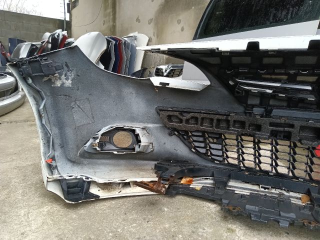 bontott OPEL ASTRA J Első Lökhárító (Részeivel)