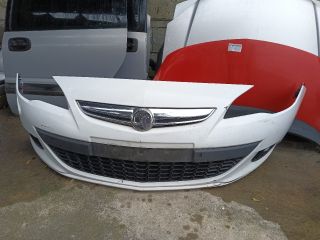 bontott OPEL ASTRA J Első Lökhárító (Részeivel)