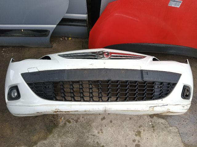 bontott OPEL ASTRA J Első Lökhárító (Részeivel)