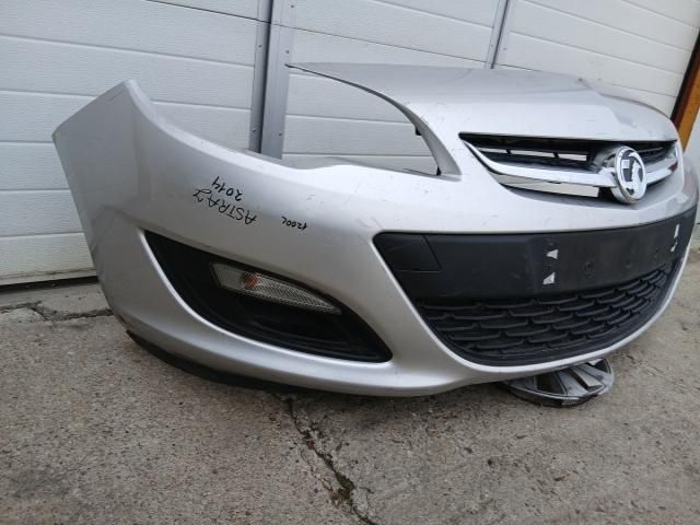 bontott OPEL ASTRA J Első Lökhárító (Üresen)