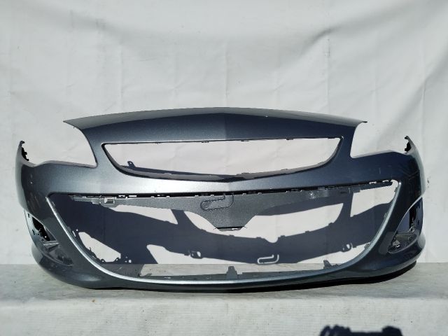 bontott OPEL ASTRA J Első Lökhárító (Üresen)