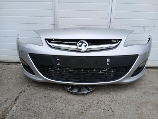 bontott OPEL ASTRA J Első Lökhárító (Üresen)