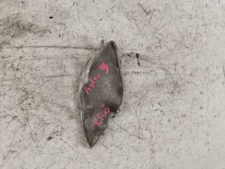 bontott OPEL ASTRA J Első Vonószem Burkolat