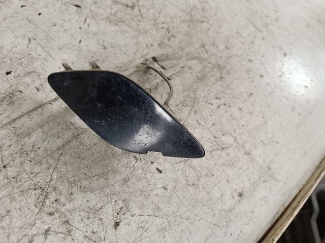 bontott OPEL ASTRA J Első Vonószem Burkolat