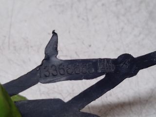 bontott OPEL ASTRA J Első Vonószem Burkolat