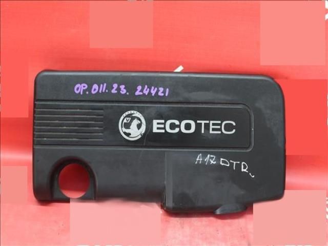 bontott OPEL ASTRA J Felső Hűtőburkolat