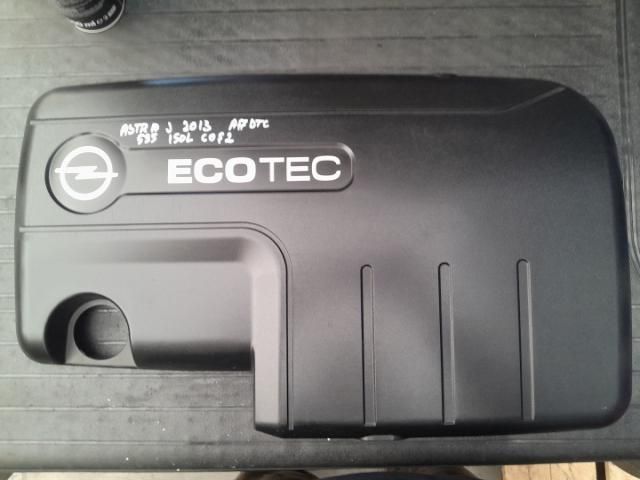 bontott OPEL ASTRA J Felső Hűtőburkolat