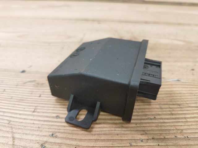 bontott OPEL ASTRA J Fényszóró Elektronika