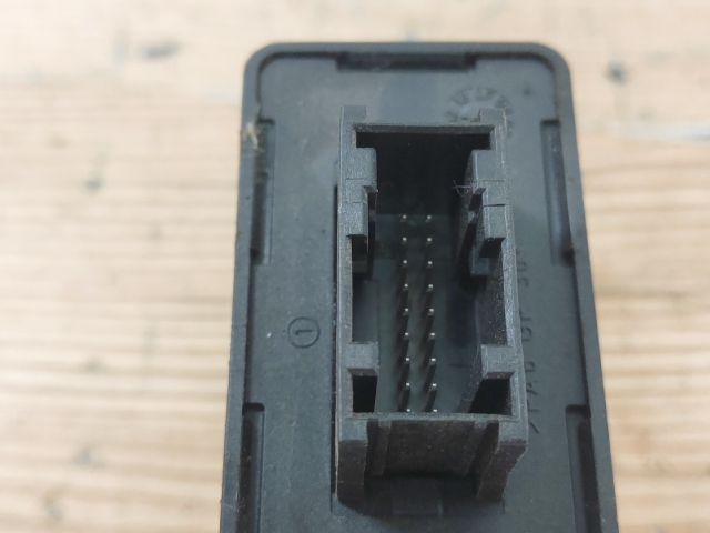 bontott OPEL ASTRA J Fényszóró Elektronika