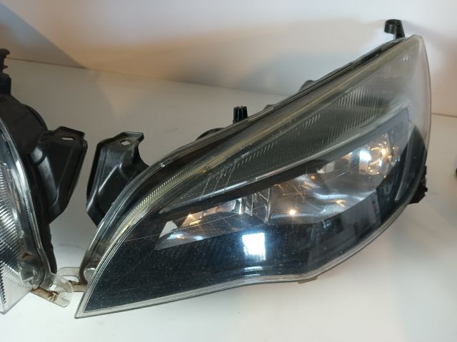 bontott OPEL ASTRA J Fényszóró Pár