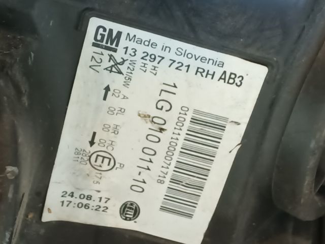 bontott OPEL ASTRA J Fényszóró Pár